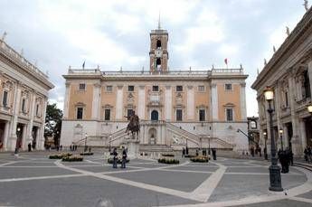 Mafia Capitale, settimana prossima relazione Gabrielli ad Alfano Mafia Capitale, settimana prossima relazione Gabrielli ad Alfano